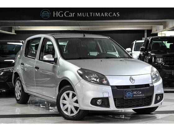 RENAULT SANDERO 1.6 EXPRESSION 8V FLEX 4P MANUAL RENAULT SANDERO 1.6 EXPRESSION 8V FLEX 4P MANUAL